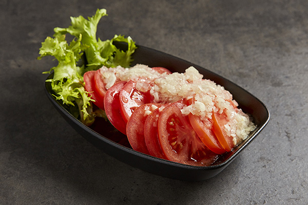 <div>Tomato salad</div>